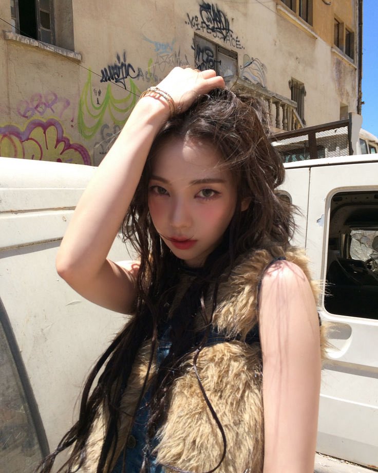 [잡담] 250910 카리나 리치맨 핀터레스트 사진 | 인스티즈
