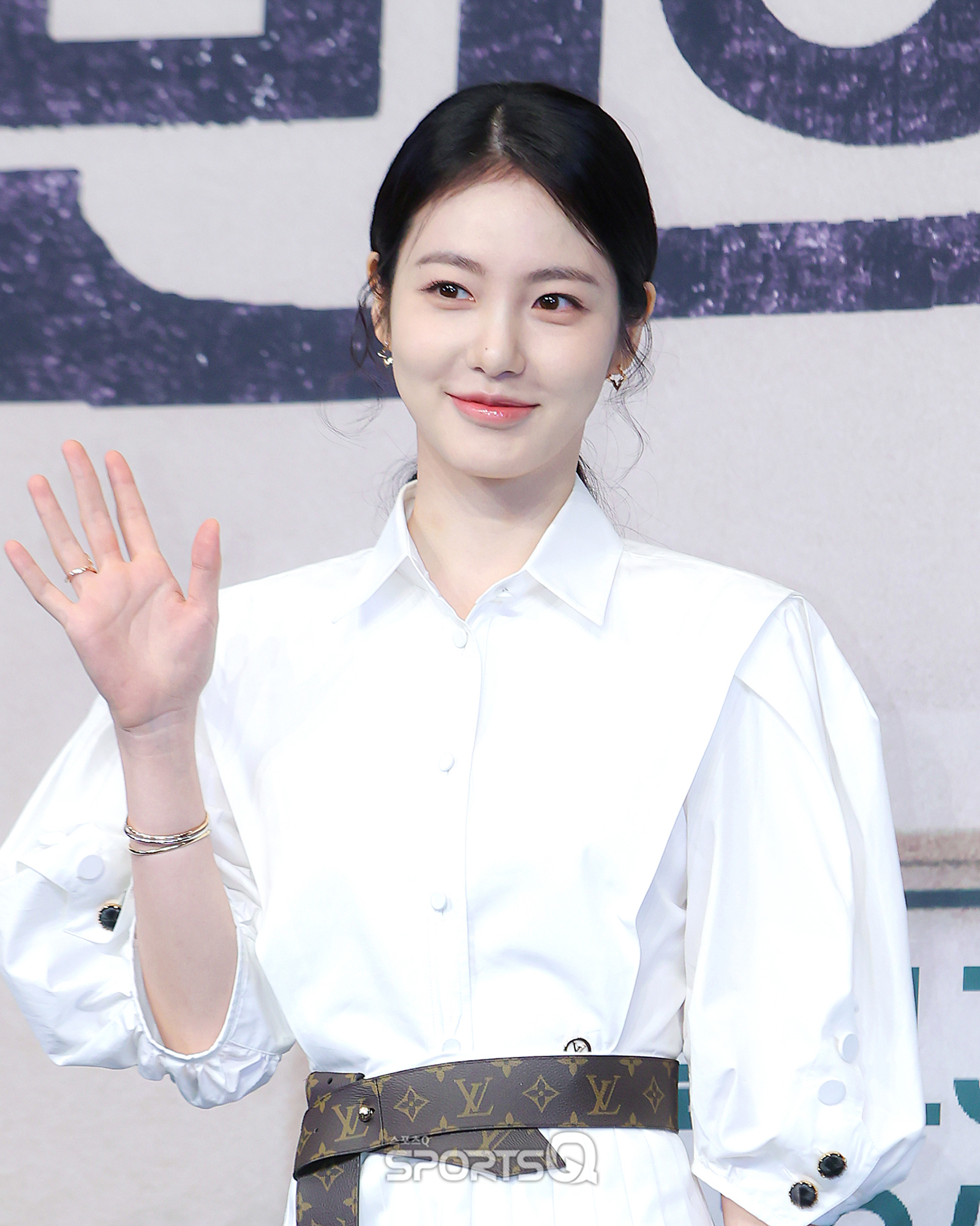 [잡담] 오늘 신예은 개이쁘네 | 인스티즈