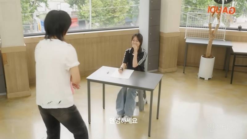 잘생긴 아이돌이 미술학원에오면 생기는일.jpg | 인스티즈