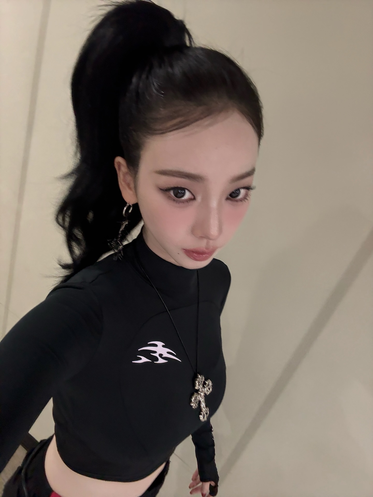 [잡담] 방금 카리나 인스타 🖤🖤 | 인스티즈