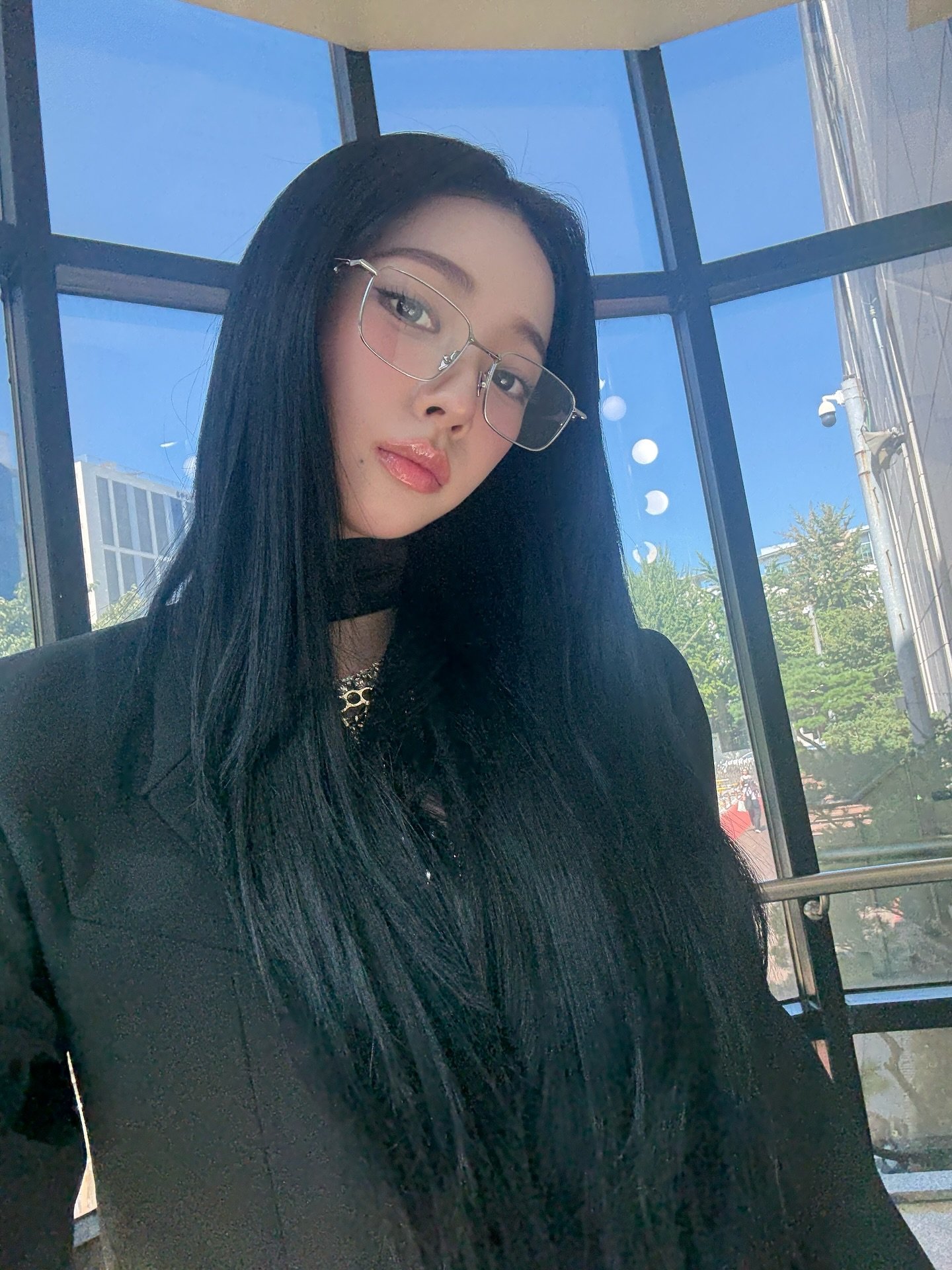 [잡담] 방금 카리나 인스타 🖤🖤 | 인스티즈