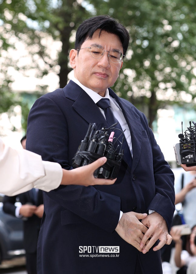 [정보/소식] 오늘자 방시혁 | 인스티즈
