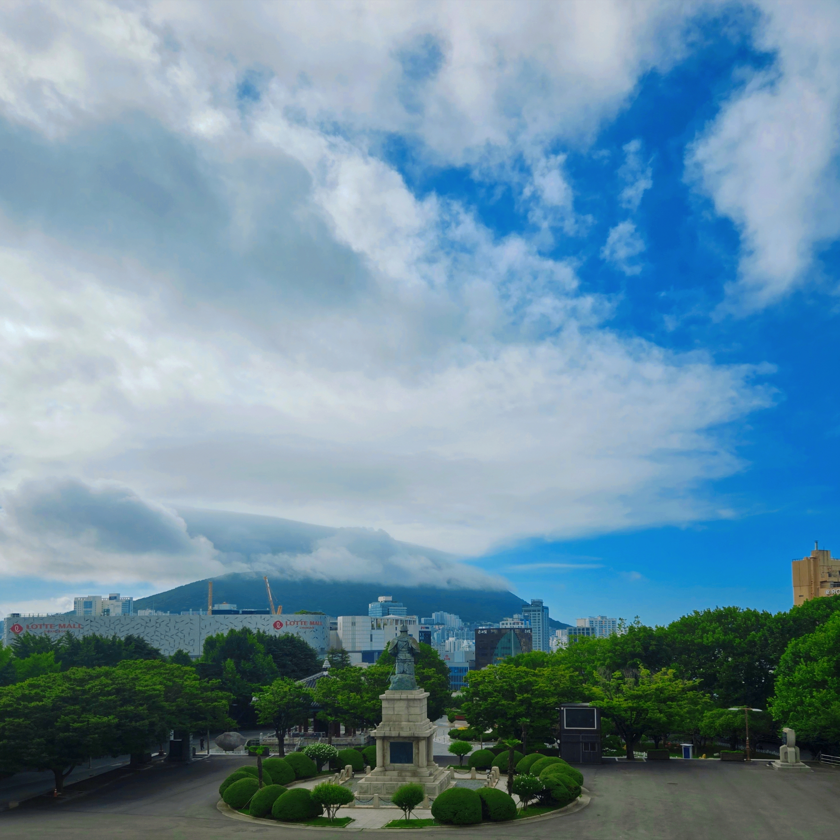 [잡담] 사진 보정 맡긴 익들아 보정본 들고 왔다!✨ | 인스티즈