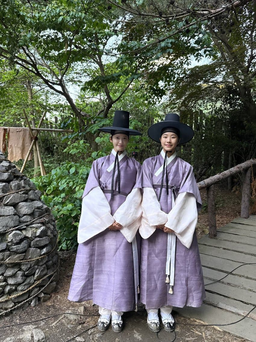 [잡담] 윤아웅니 대역배우랑 쌍둥이샷 + 또 미담 | 인스티즈