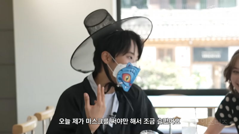 한국 좋아하기로 유명한 웬즈데이 이니드의 창덕궁 투어 (feat.문명특급) | 인스티즈