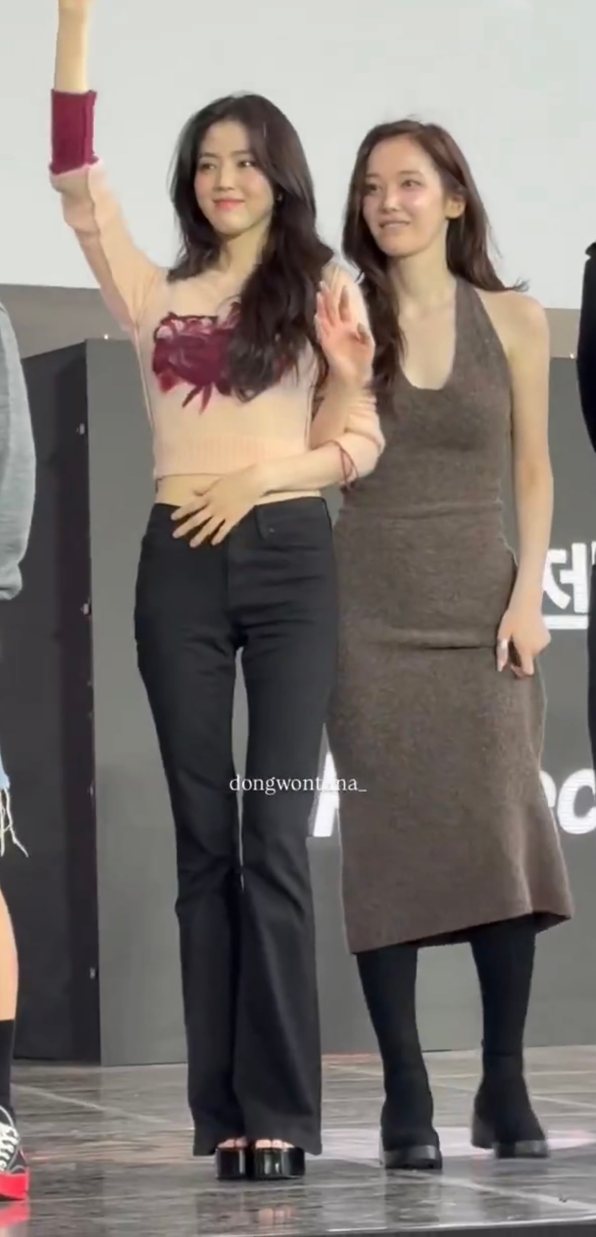 [잡담] 와 진짜 개말랐다..... | 인스티즈