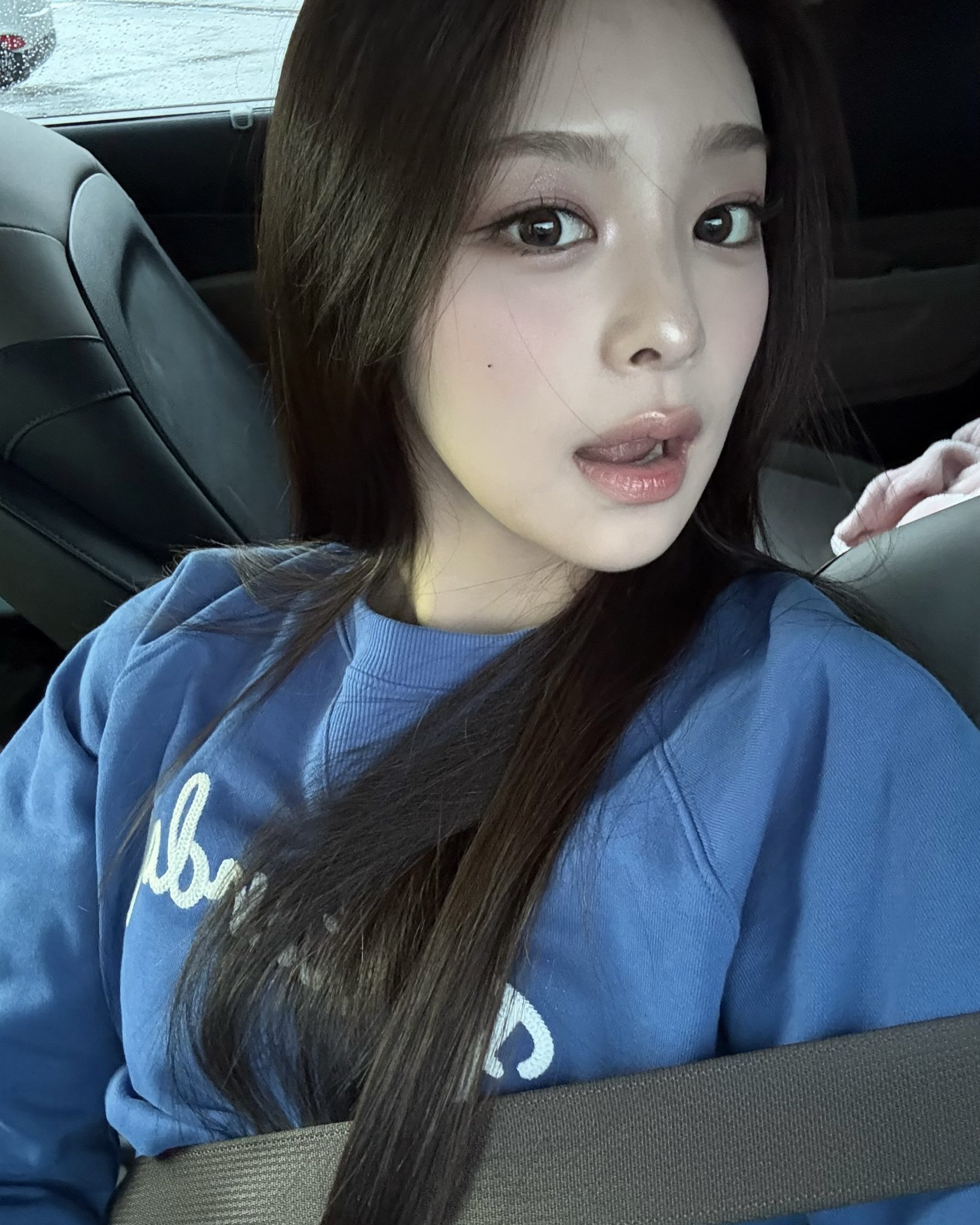 [잡담] 이 신인여돌 너무이쁜데.. | 인스티즈