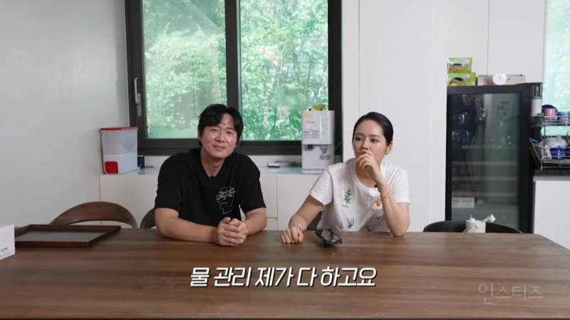요즘 아들 때문에 파충류를 키우게 되었다는 한가인,연정훈 | 인스티즈