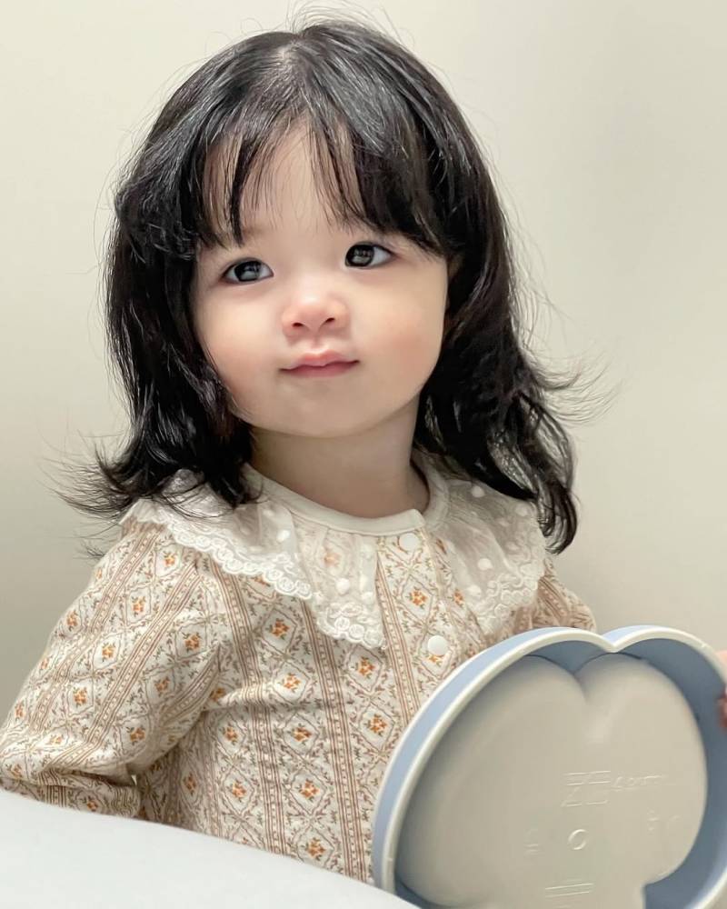 [잡담] 이로 처음봤을때 혼혈 애기인줄 알았는데 | 인스티즈