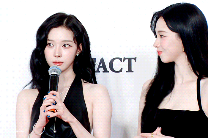 [잡담] 250920 TMA 카리나 윈터 gif | 인스티즈