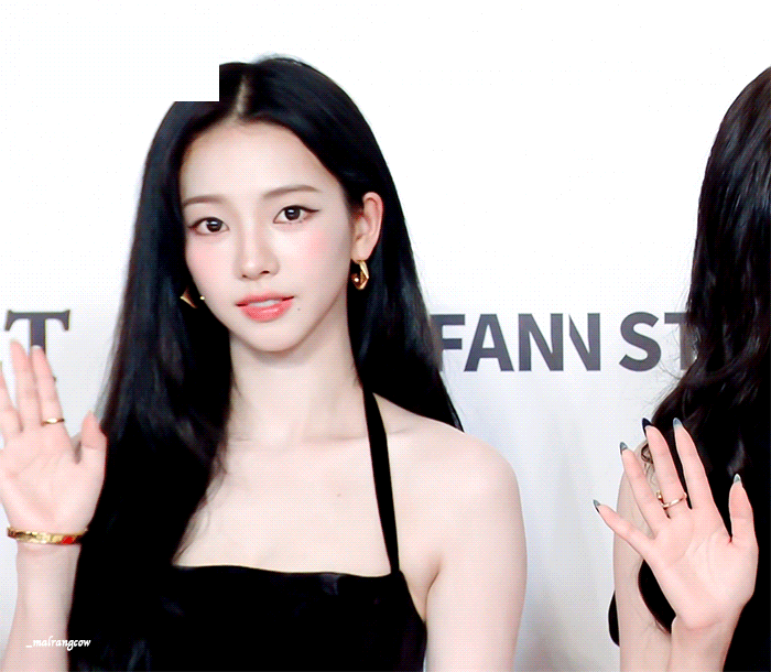 [잡담] 250920 TMA 레드카펫 카리나 gif | 인스티즈