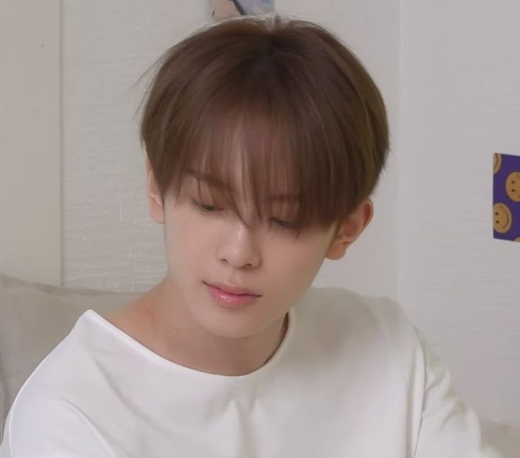 [잡담] 청순한 유강민 두고 갑니다 | 인스티즈