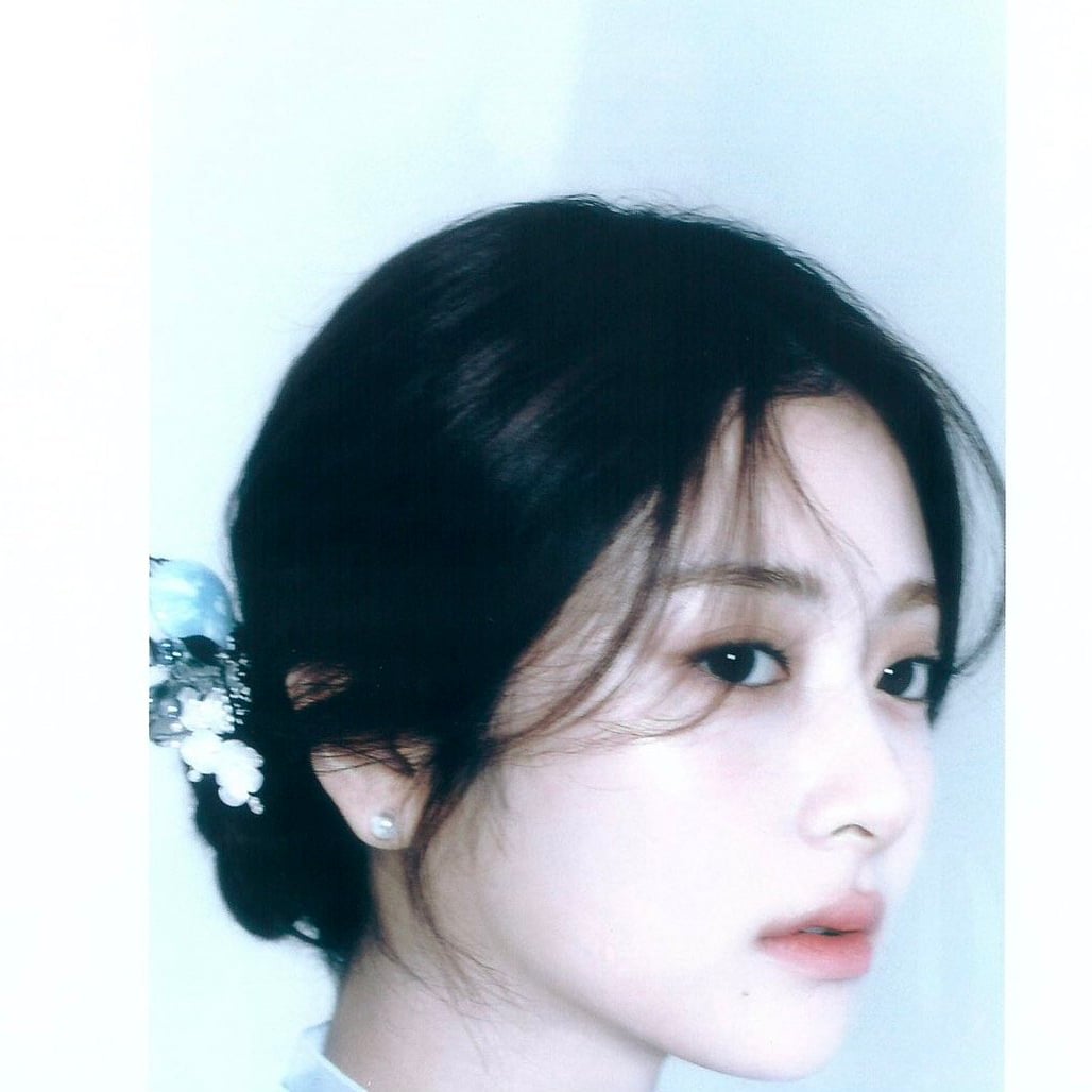 [잡담] 허윤진 한복 진짜 일낸듯 | 인스티즈