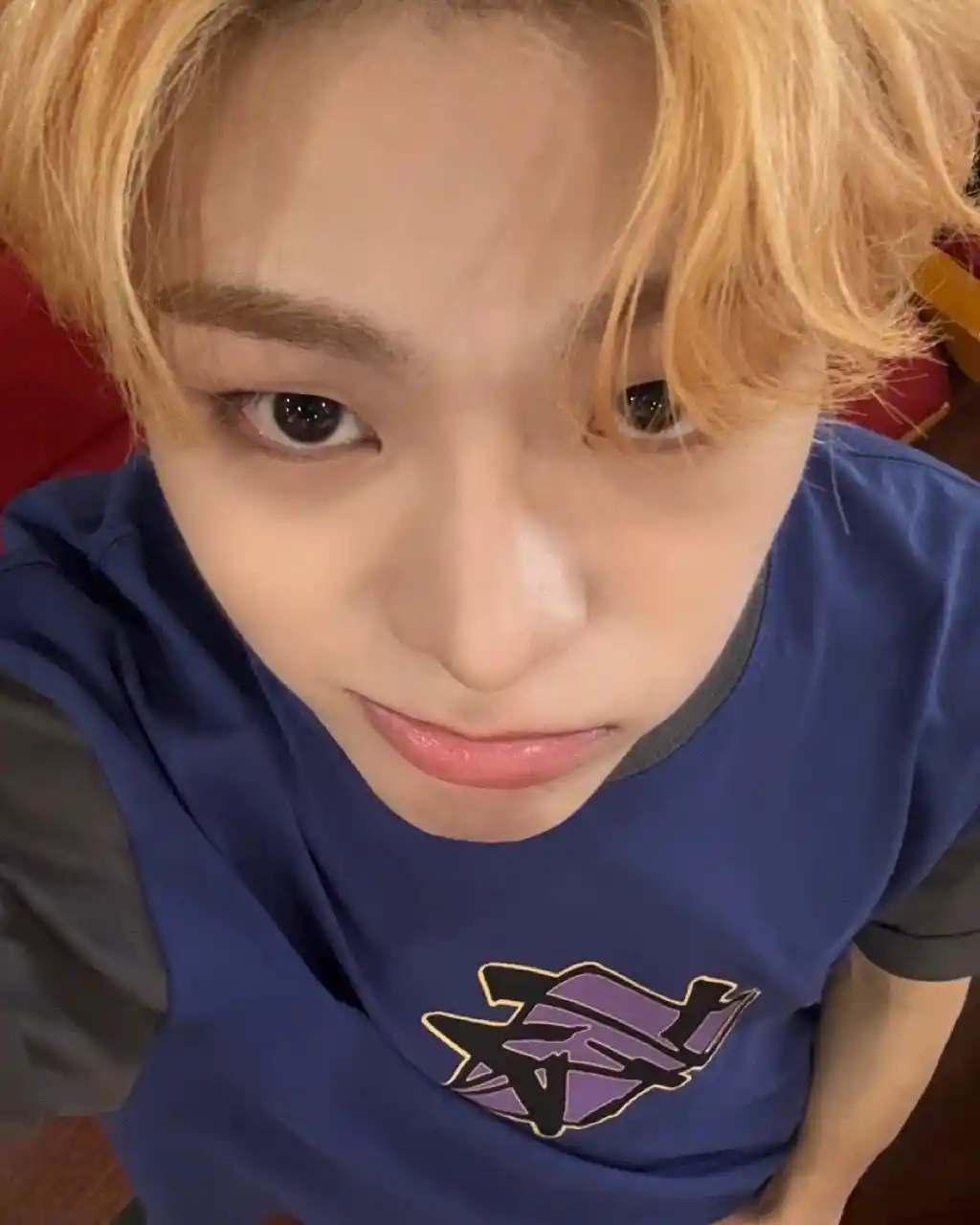휘브 제이더 김준민 프리뷰 남찍사 셀카 (26) webp 공유 | 인스티즈
