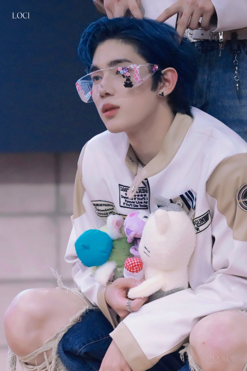 이번에 장발하고 외모 리즈 찍었다는 남돌 .jpg | 인스티즈