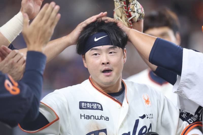 [잡담] 이거완전 하품하는 동연이아니야 | 인스티즈
