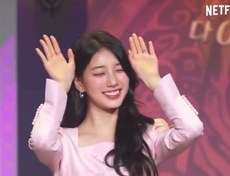 [잡담] 수지 이런 스타일 너무 예뻐 | 인스티즈