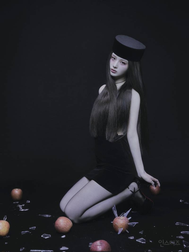 메텔 강림했다고 알티타는 중인 설윤 컨셉포토 | 인스티즈