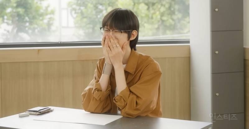 잘생긴 아이돌이 미술학원에오면 생기는일.jpg | 인스티즈