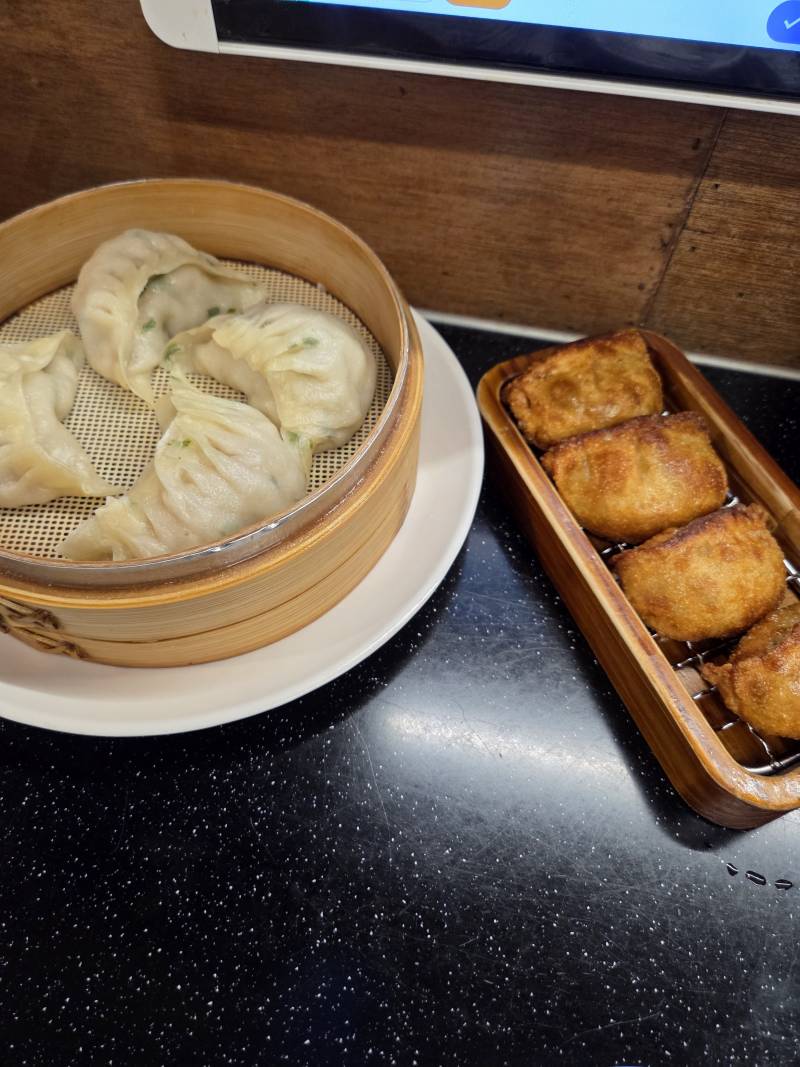 [잡담] 부산역에서 어디갈지 고민하다가 결국 간 만두맛집 | 인스티즈