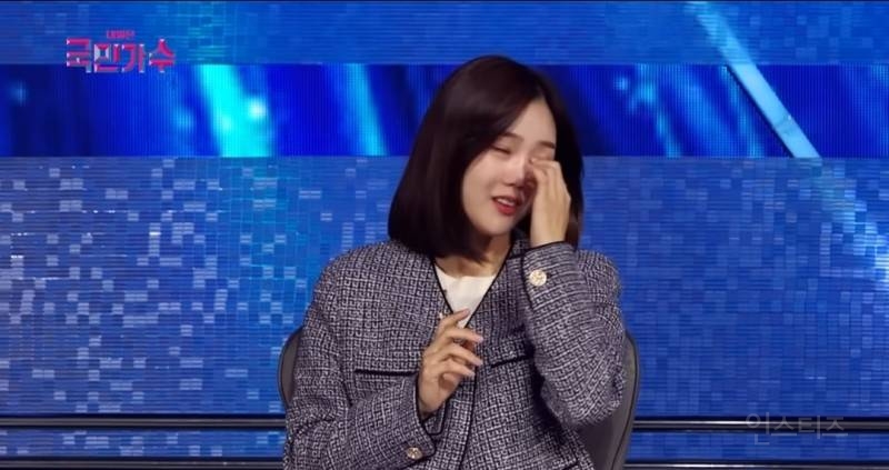 무대공포증 이겨내고 노래한 가수의 서사.jpg | 인스티즈