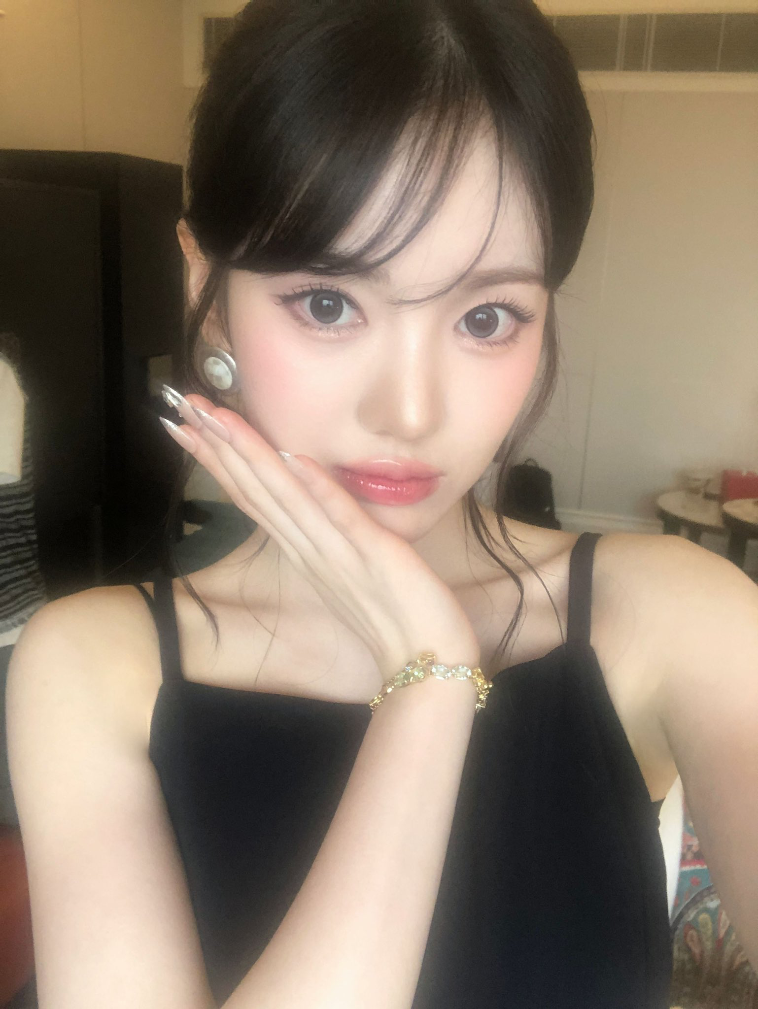 이 분 최근 셀카 행보가 말이 안 됨…..twt (ㅈㅇ 키키 수이) | 인스티즈