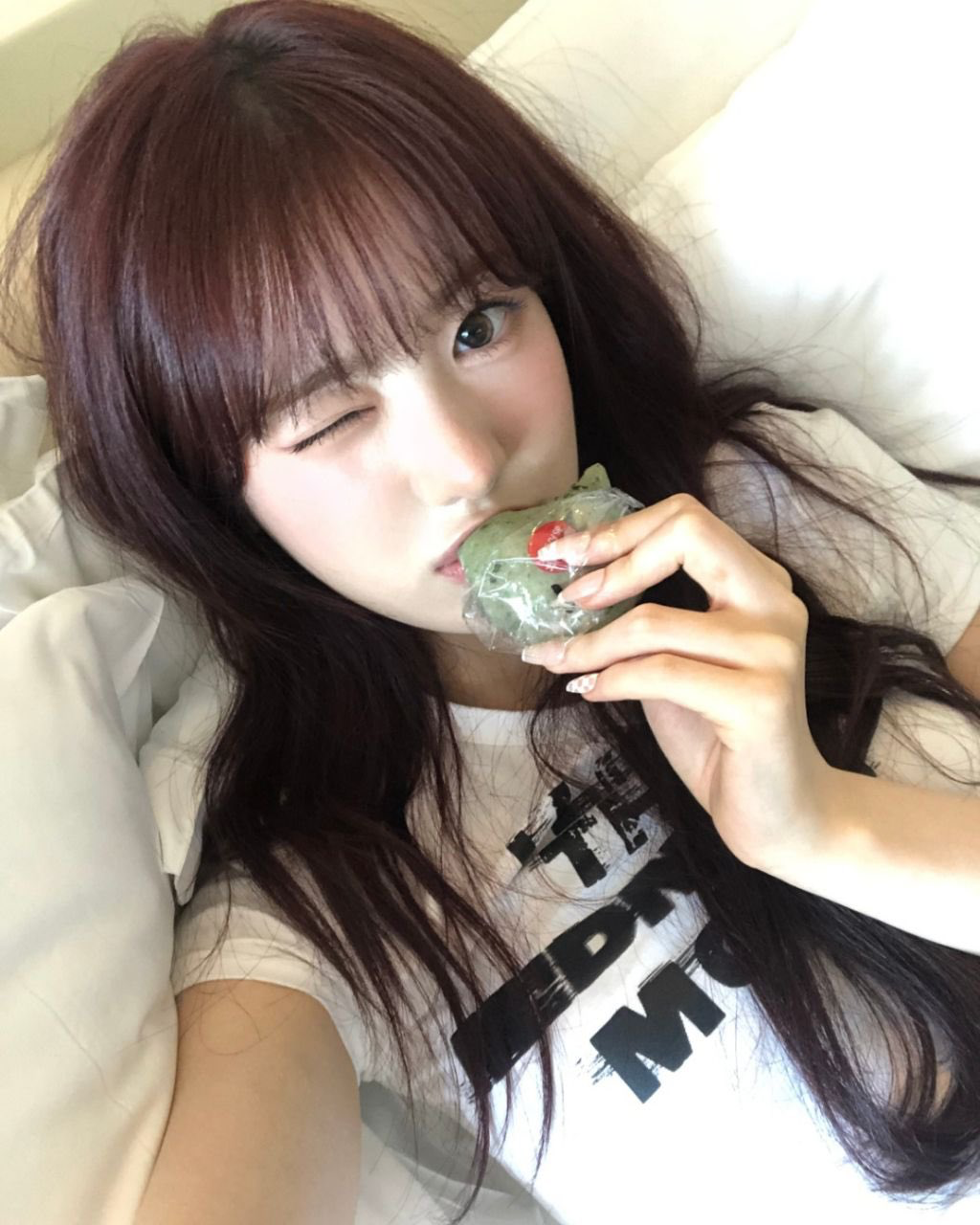 이 분 최근 셀카 행보가 말이 안 됨…..twt (ㅈㅇ 키키 수이) | 인스티즈