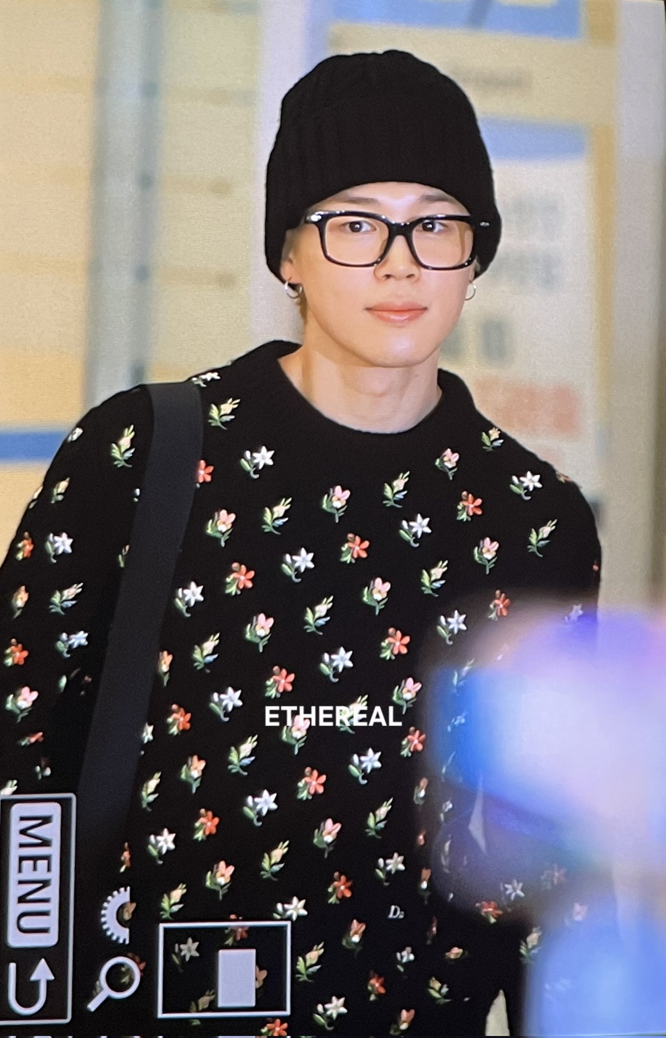 [잡담] 오늘 방탄 지민 공항 입국 프리뷰 | 인스티즈