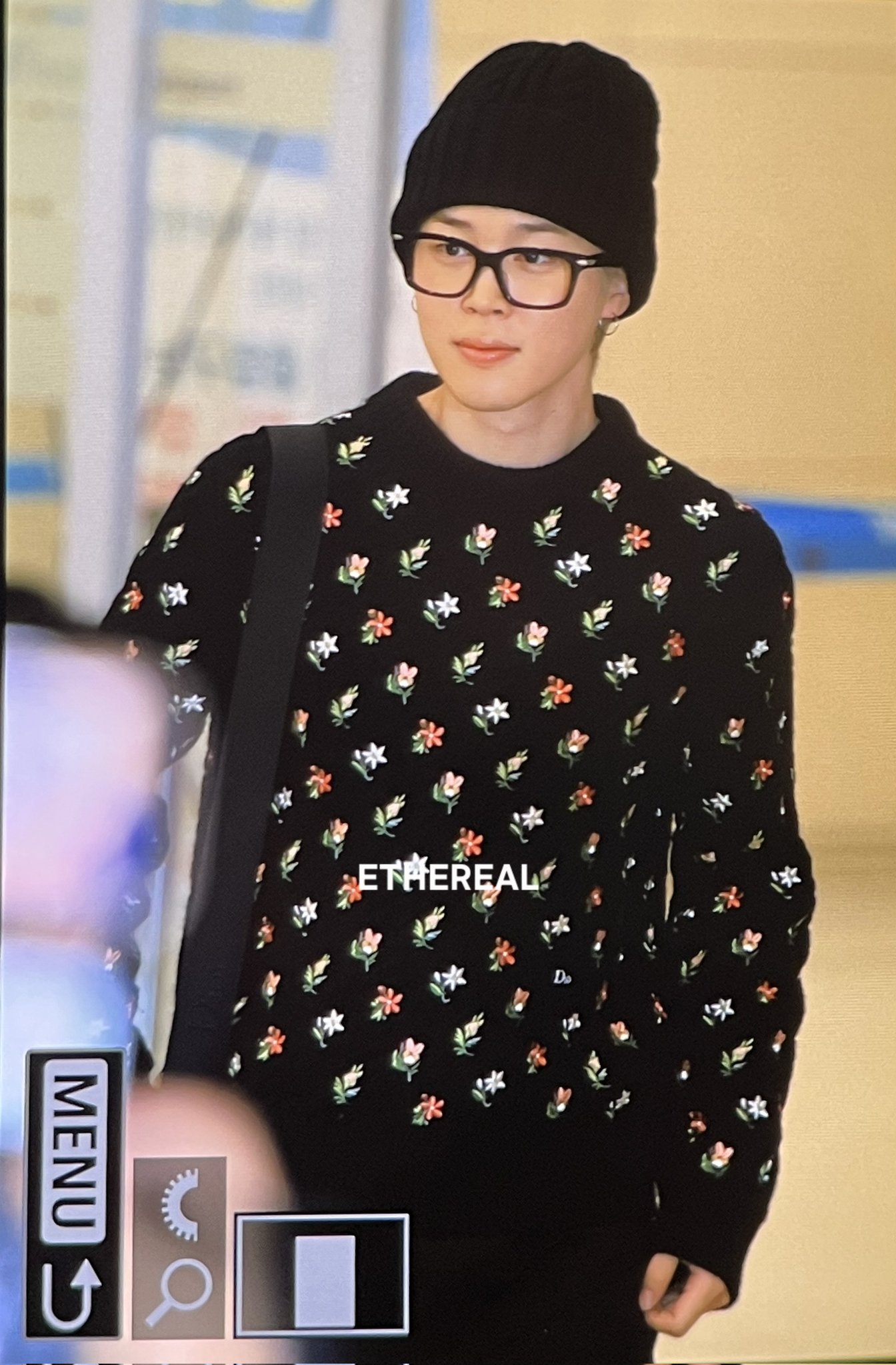 [잡담] 오늘 방탄 지민 공항 입국 프리뷰 | 인스티즈