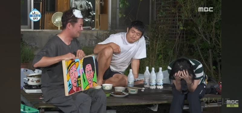 눈물샘 폭발하게 만든 어제자 나혼산 전현무 그림.jpg | 인스티즈