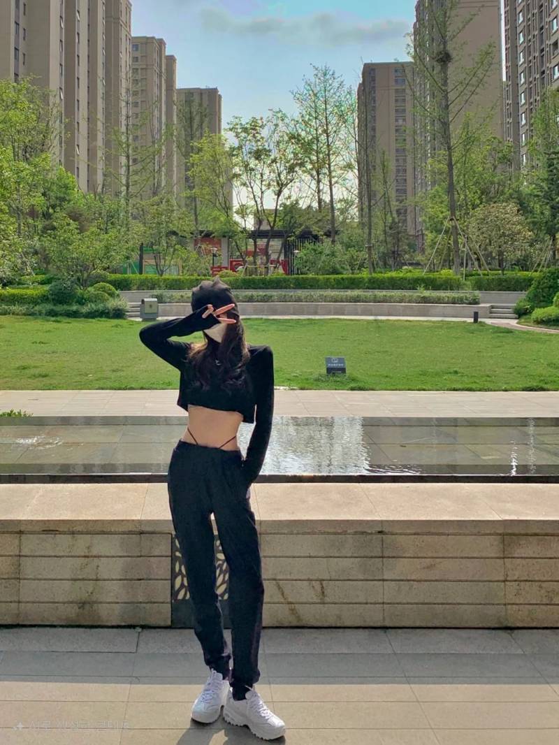 [잡담] 이런 크롭티 뭐라고 불러?? | 인스티즈