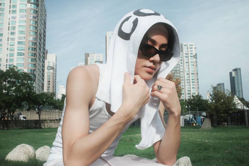 현재 1000플 넘어가며 논란중인 남돌 한복.JPG | 인스티즈