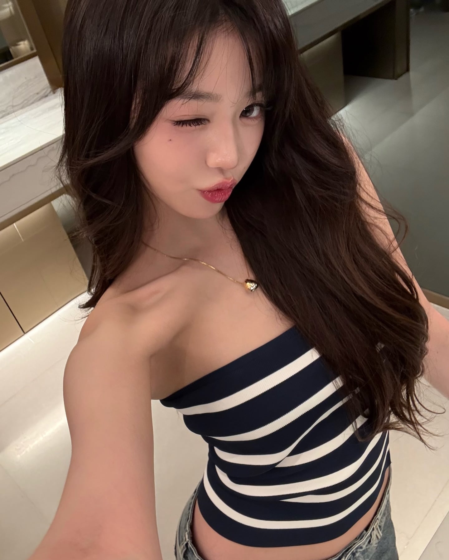 [잡담] 251006 장원영 인스타🖤 | 인스티즈