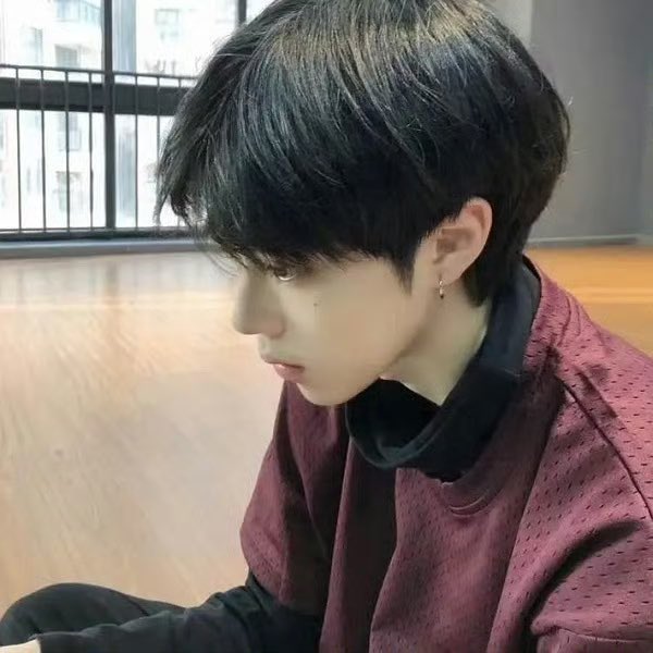 [잡담] 장지아하오 이거 몇 살 때야? | 인스티즈