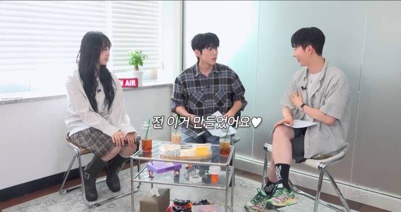 체크남방이 취향인 친구랑 같이지내면 생기는일.jpg | 인스티즈