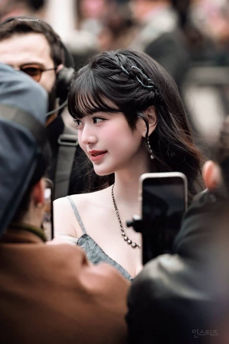 미우미우 패션쇼 간 장원영 | 인스티즈