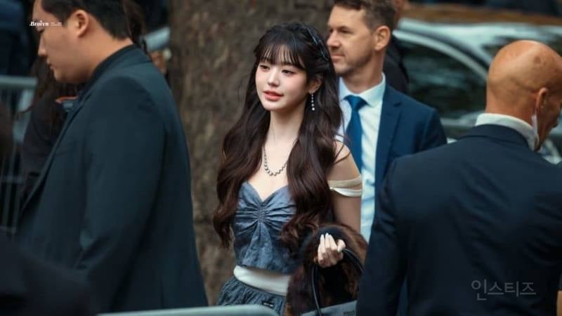 미우미우 패션쇼 간 장원영 | 인스티즈