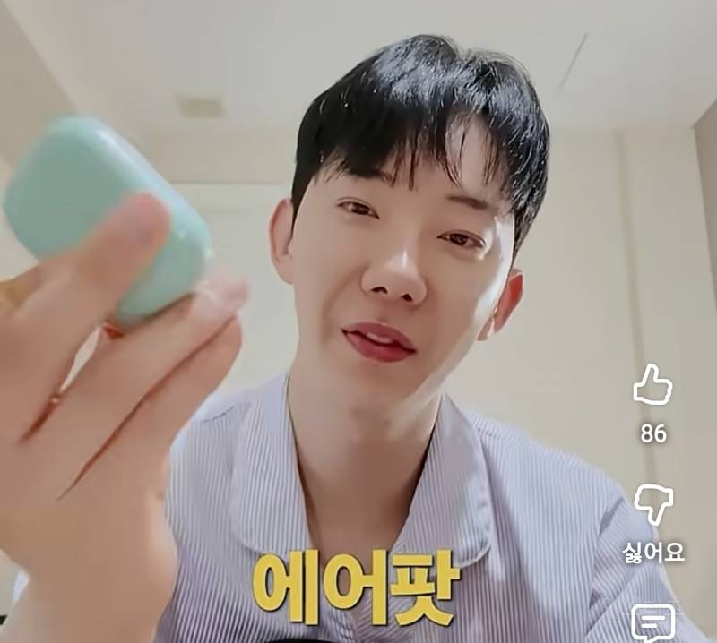 왓츠인마이백하는데 도라에몽 가방임.jpg | 인스티즈