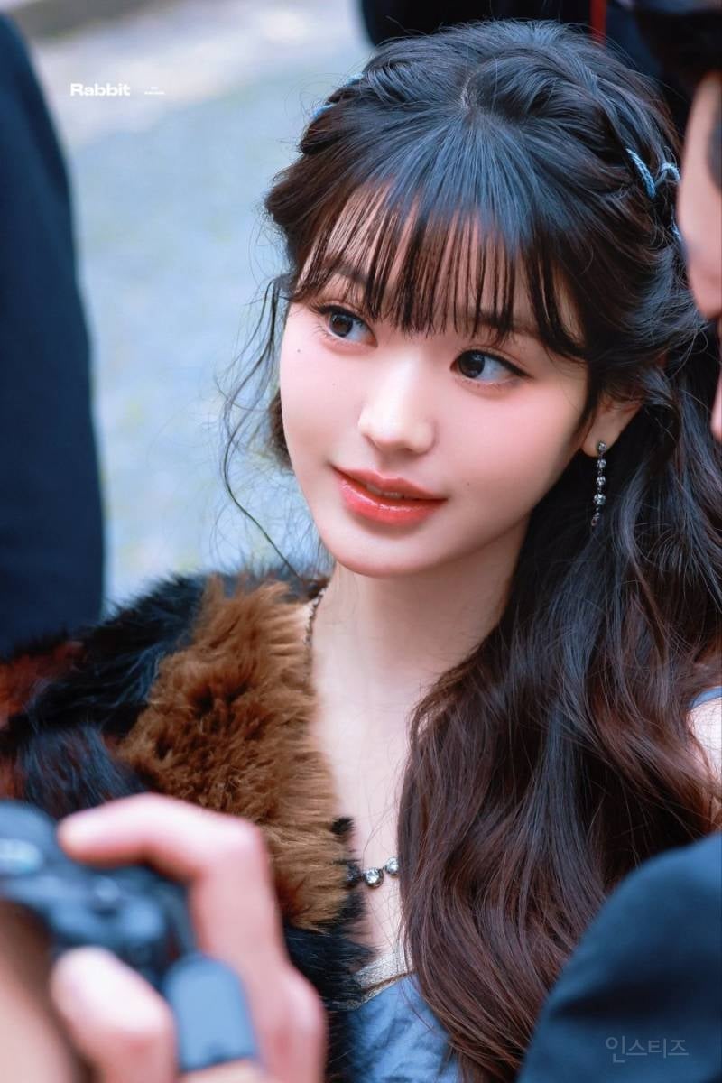 미우미우 패션쇼 간 장원영 | 인스티즈