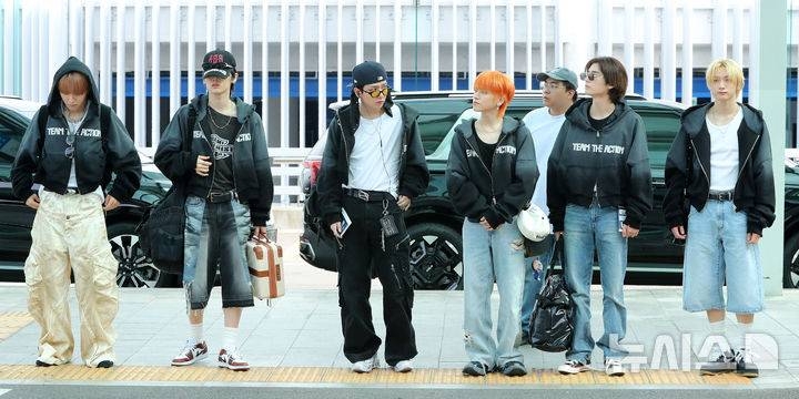 컴백 프로모션이 ㄹㅇ 감다살이라는 아이돌 | 인스티즈