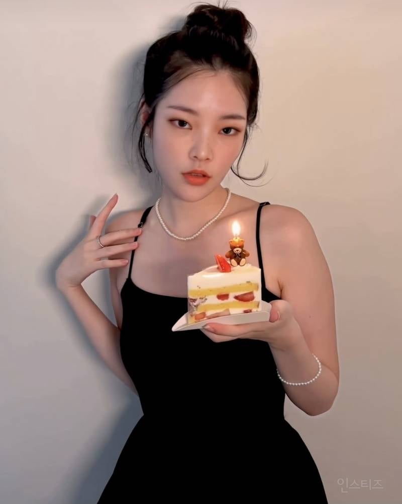 한때 불쾌하게 생겼다고 욕먹은 인플루언서.jpg | 인스티즈