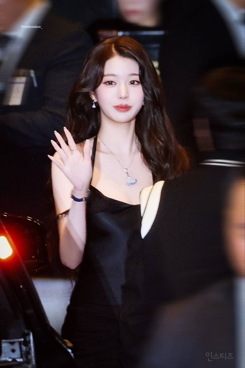 영화 속 한 장면 같은 오늘자 더블유 코리아 아이브 장원영 홈마 사진...jpg | 인스티즈