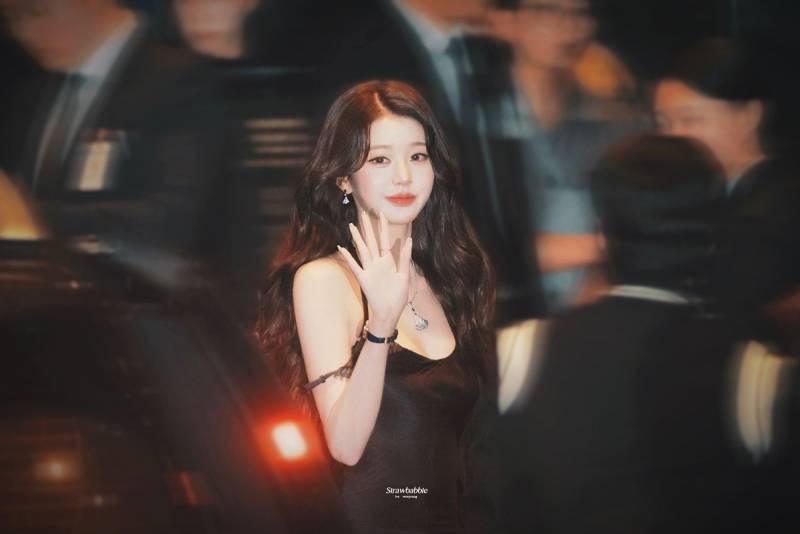 오늘자 더블유코리아 장카설유...........jpg | 인스티즈