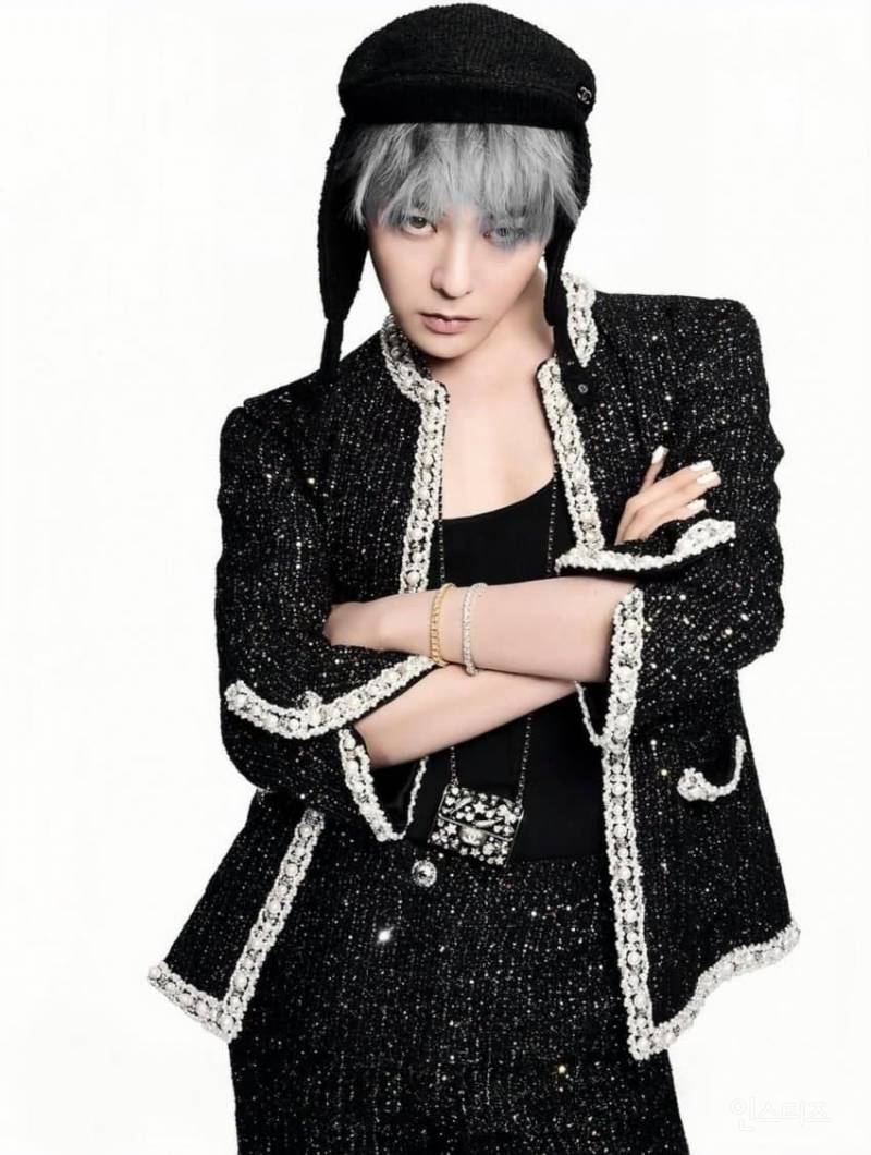 샤넬색💎 𝙅𝙊𝙉𝙉𝘼 짙게 나온 GD 새 화보..JPG | 인스티즈