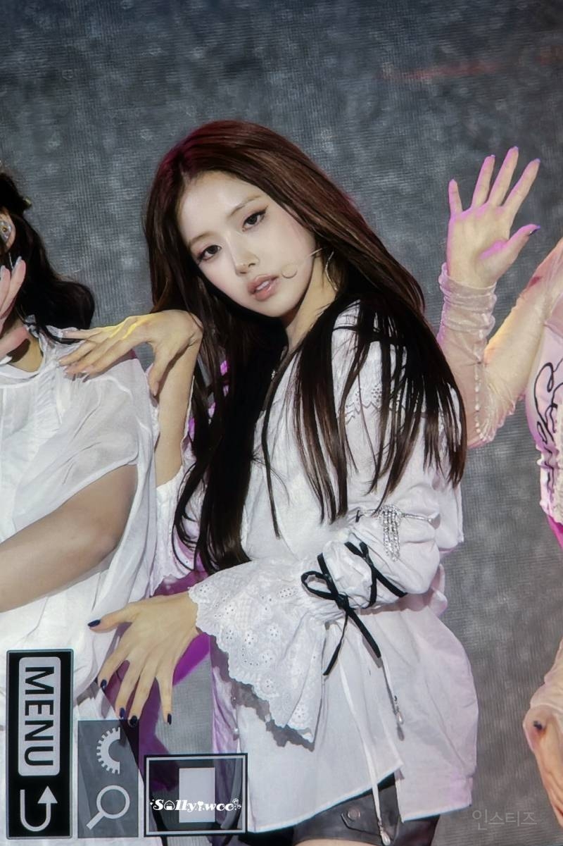 오늘 깐머하고 하루종일 알티타고있는 여돌 | 인스티즈