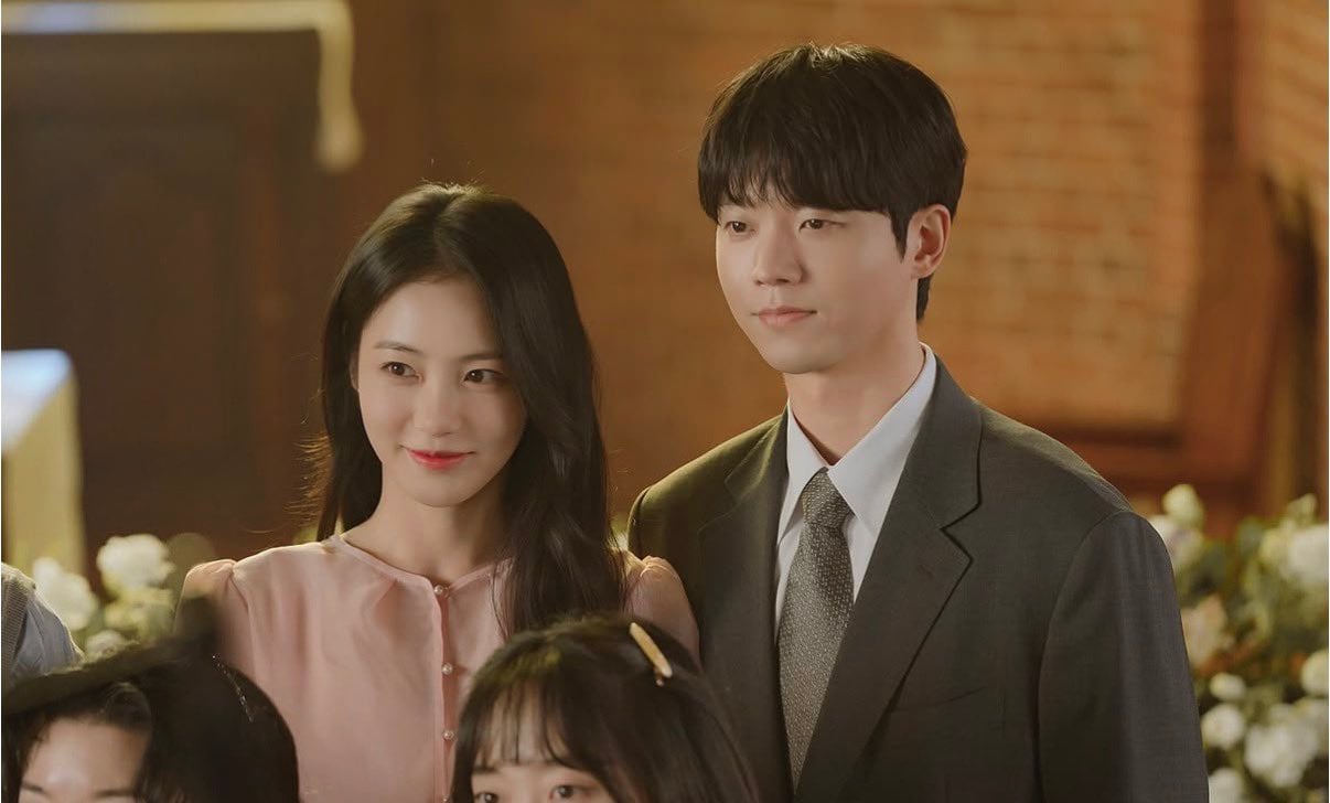 [마플] 백번의 추억 공홈 김다미 스틸컷 차별 때문에 말 나오고 있대 | 인스티즈
