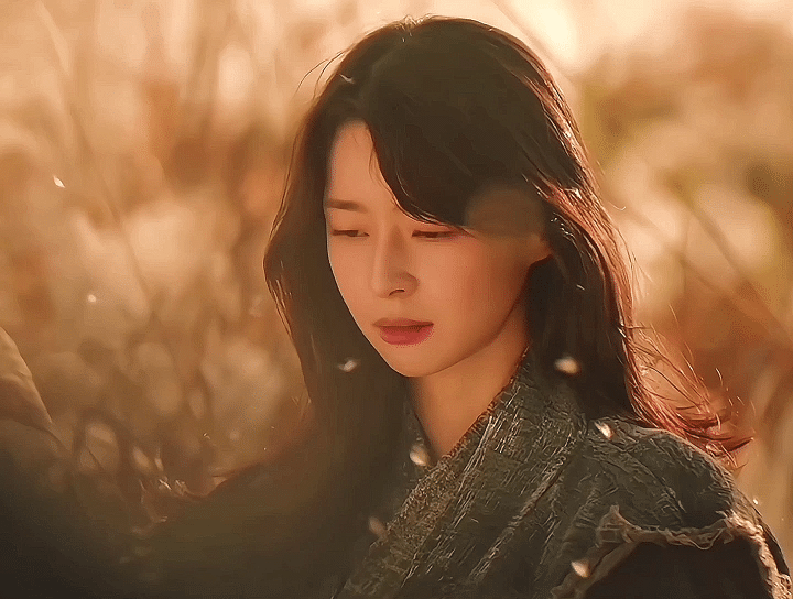 [잡담] 권나라) 말머리 생긴 기념으로 내 최애 사진 투척하고 갈게! | 인스티즈