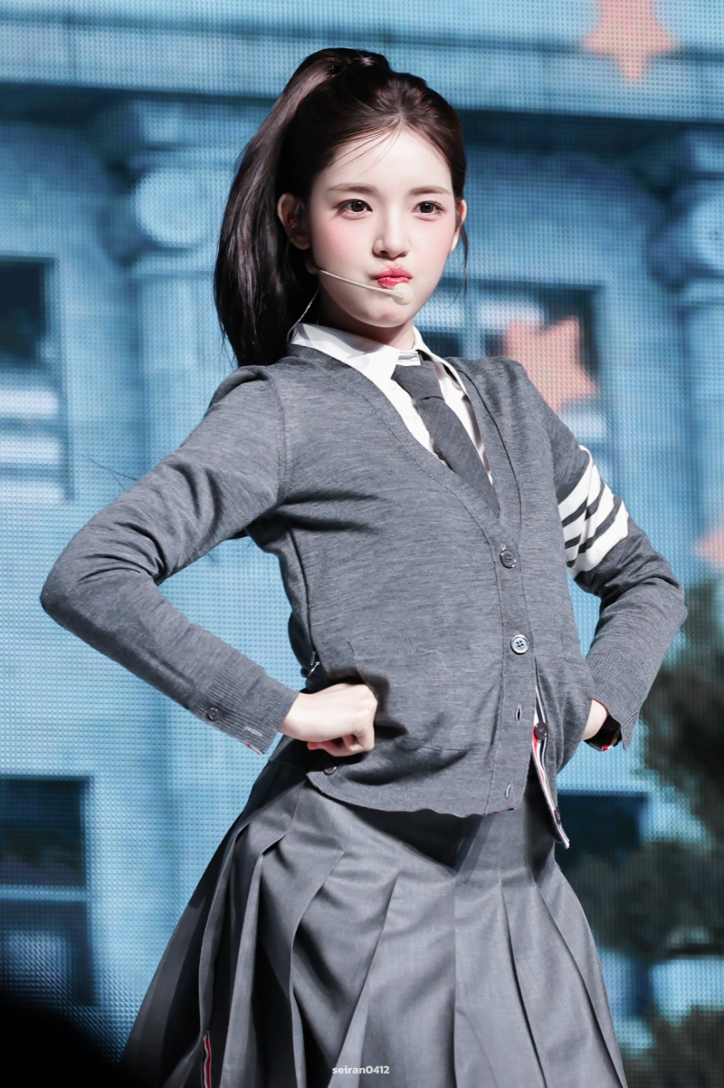 어제자 반응 좋은 하투하 교복 스타일링.JPG | 인스티즈