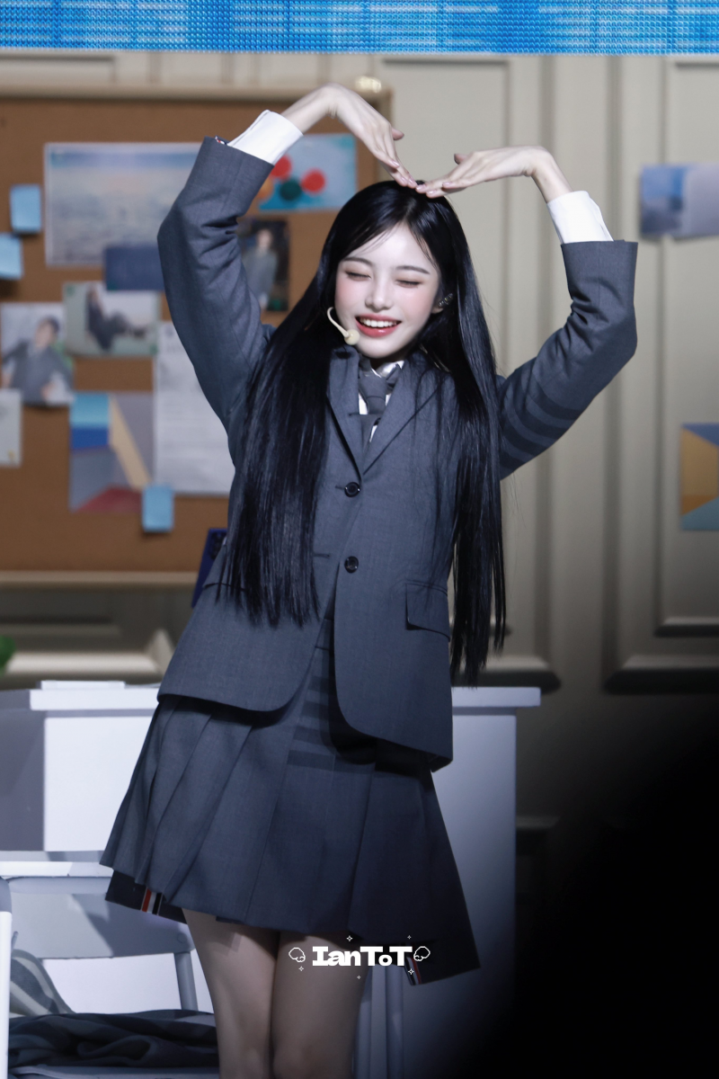 어제자 반응 좋은 하투하 교복 스타일링.JPG | 인스티즈