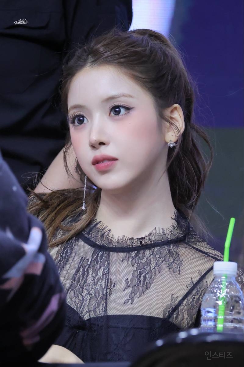 로판 찢고 나온 얼굴이 아닌게 말 안됨....twt | 인스티즈